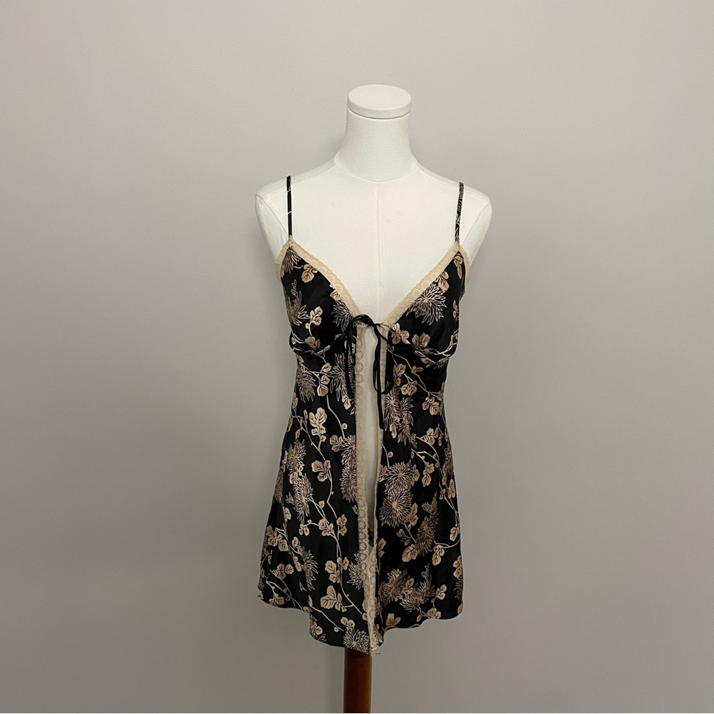 Vintage Victorias Secret Top Cami Nighty Babydoll Lace Floral Tie Front Y2K